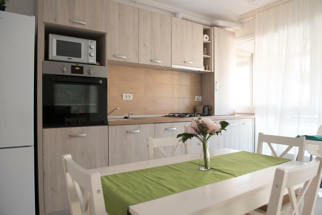 Cassie Apartment Braşov Exterior foto