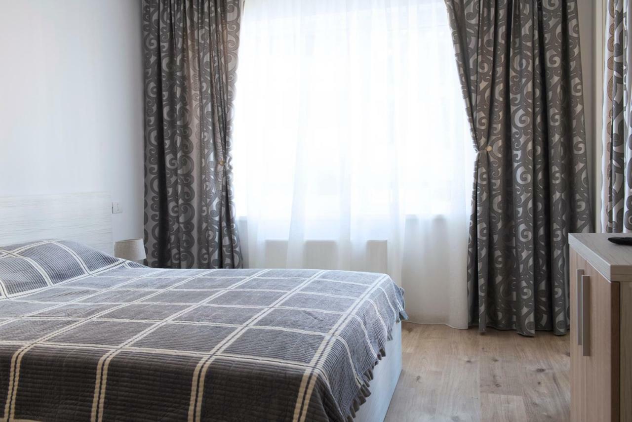 Cassie Apartment Braşov Exterior foto